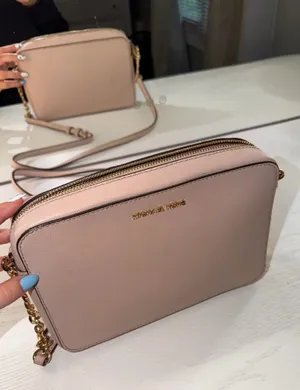 Michael Kors Purse Crossbody Pink thumbnail 2