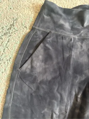 Lululemon Tie-Dye Jogger Pants in Charcoal thumbnail 4
