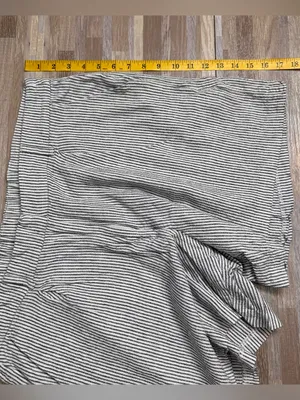 Old Navy Striped Women’s Linen Shorts Size XL thumbnail 4
