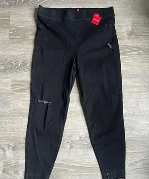 NEW Spanx Vintage Distressed Ankle Skinny Jeans thumbnail 1