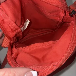 Nike Heritage Sportswear‎ Unisex Red Orange Logo Athletic Running Crossbody Bag thumbnail 8