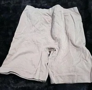 Skinnygirl Tummy/Waist High Waist Shaper Shorts. Size 1x thumbnail 1