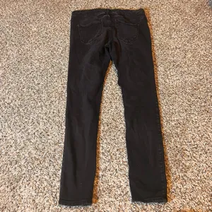 Hollister Distressed Black Wash Low Rise Skinny Jeans Size 7S‎ W28 L26 thumbnail 6