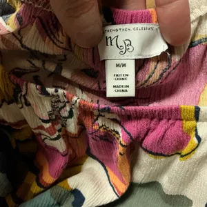 MB Bright Tropical Flowers Blouse Size M thumbnail 2