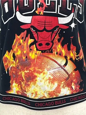 Chicago Bulls NBA Black Flame Basketball Graphic Women’s Crop Top Shirt Small thumbnail 1