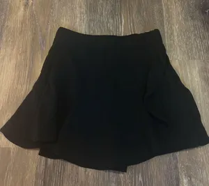 Boutique skirt thumbnail 1