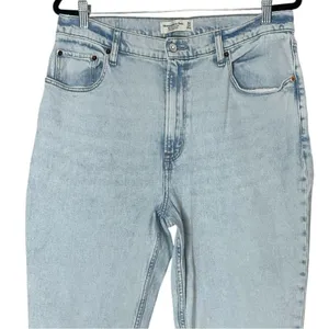 Abercrombie & Fitch Curve Love Slim Straight Jeans Size 32 / 14 thumbnail 2