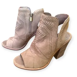 Vince Camuto Karinta Leather Heeled Booties thumbnail 1