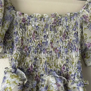 Astr the Label Purple Floral Flutter Sleeve Top Size XS thumbnail 8