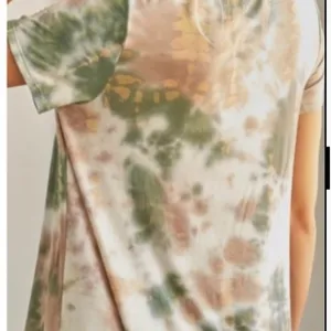 Boutique Olive Tie Dye Cut Out Top thumbnail 3