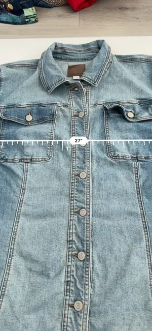 Women’s Denim Jacket Shacket Size 3X Light Wash Button Down Jacket thumbnail 8