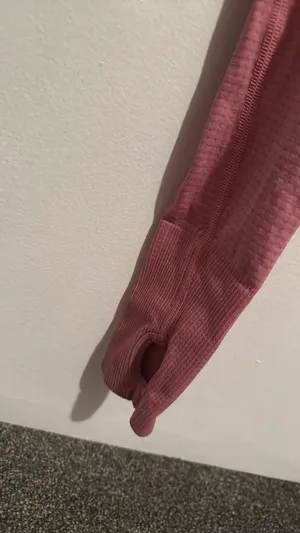 Gymshark Top Crop Long Sleeve thumbnail 6