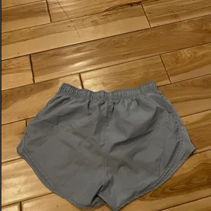 Nike Women's Light Gray Athletic Shorts thumbnail 3