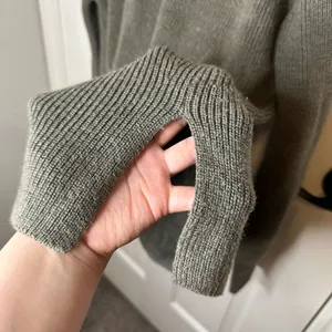Lululemon Heathered Nomad Green Merino Wool Blend Ribbed Crewneck Sweater Sz 4 thumbnail 5