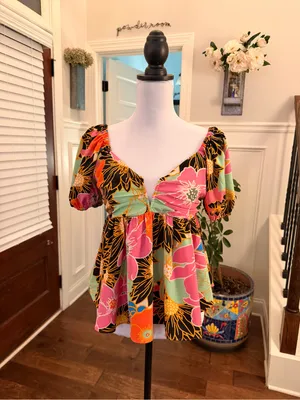 Entro NWOT Vibrant Floral Puff-Sleeve Peplum Top - Pink Multi thumbnail 2