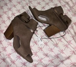 Maurices Brown Women's Oped Toe Heel Boots size 10 thumbnail 1