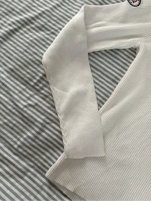 Cream color Ribbed Turtleneck Harley Davidson Sweater with Red Script Accent thumbnail 3