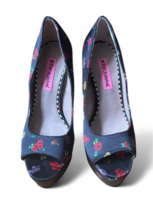 Betsey Johnson Kenedy Satin Floral Platform Peep Toe Pumps Black Rose Heels 6.5M thumbnail 3