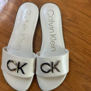 NEW Calvin Klein women memory foam Slide Sandals with Silver CK Logo thumbnail 3