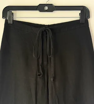 Black Women’s Linen Blend Cropped Pants Size XS thumbnail 2