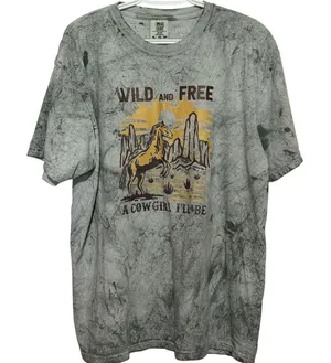 Comfort Colors Women's Gray Marbled Yellow T-Shirt Horse Mountains Size 2XL thumbnail 1