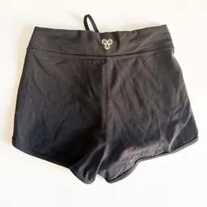 Aritzia Golden Womens Black Drawstring Athletic Yoga Gym Dolphin‎ Shorts Size 4 thumbnail 4