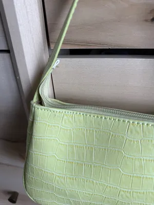 Shein Green Crocodile Baguette Lime Bag thumbnail 4