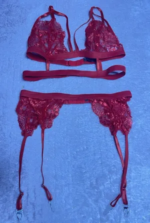Avidlove Red Lace Lingerie Set‎ & Suspender Belt Small thumbnail 1