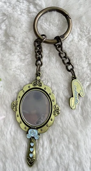 Disney Collectible Charms Princess Mirror Blind Bag Charm thumbnail 1