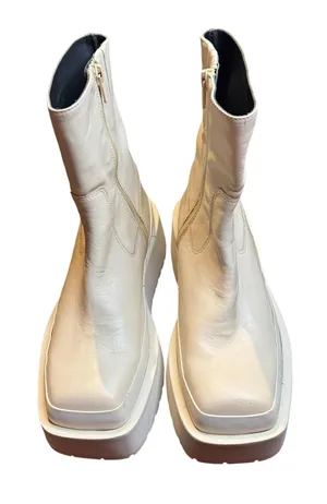 Paloma Barcelo Boots Womens Size 6 EU 36 White Leather Platform Wedge‎ Ankle Zip thumbnail 1