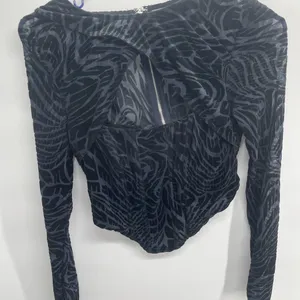 Stylish Black Patterned‎ Women's Top Size undefined thumbnail 2