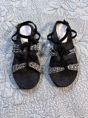Anthropologie Fringed Rope Tassel Sandals Black White Woven Boho Sandals Sz 8💛 thumbnail 2