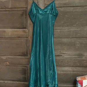 Japna Slip Green Med‎ Babydoll Ruffle Satin Midi Dress Y2K Coquette Indie Glam thumbnail 5