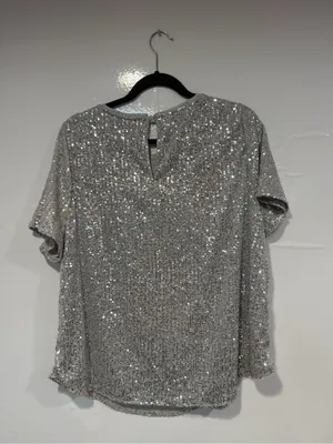 Torrid Silver Sequin Short Sleeve Top NWT thumbnail 3