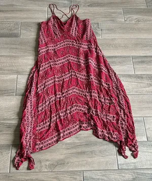 Pretty dress thumbnail 1