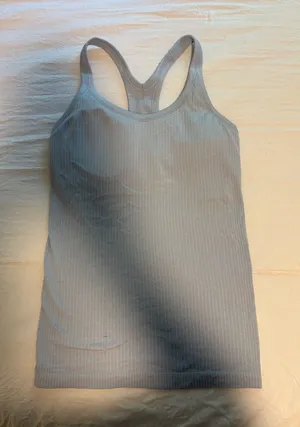 Lululemon Tank thumbnail 1