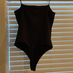 BNWOT banana republic body suit black - cotton modal spandex size M thumbnail 2