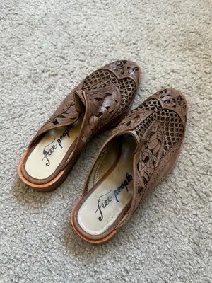 Free People Tan Leather Mules Cut-Outs Boho Festival Summer Indie Casual thumbnail 5