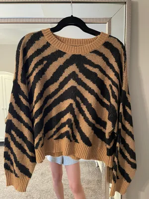 American Eagle Tiger Print Sweater thumbnail 1