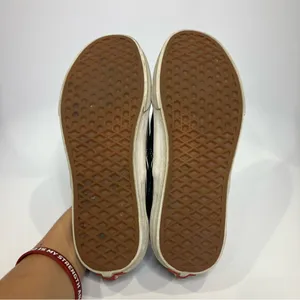 Vans slip on loafers sneakers black white unisex‎ sizing women's size 10 trendy thumbnail 6