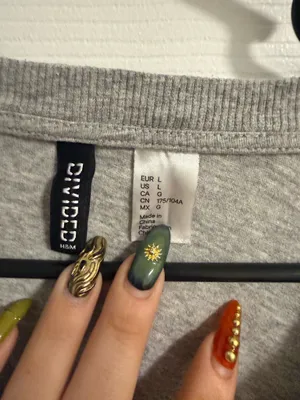 H&M Crop Top thumbnail 2