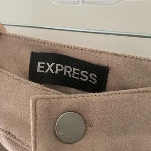 Express Button Mini‎ Skirt thumbnail 3