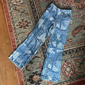Zara Paisley Print wide leg pants thumbnail 7