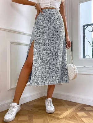 Super cute navy blue and white floral midi skirt with slit 🔥 thumbnail 2