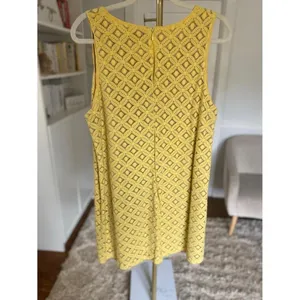 Apt 9‎ Yellow Lace Sleeveless Shift Dress Knee Length Elegant Coquette Parisian thumbnail 3