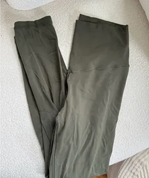 Aerie Real Me Leggings High-Waisted thumbnail 1