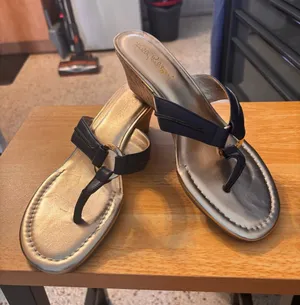 Lilly Pulitzer McKim wedge sandals size 9 thumbnail 1