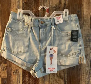 Celebrity Pink NWT women's Jean shorts mid rise size 13 thumbnail 1