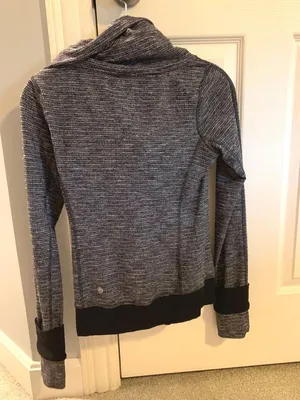Lululemon Jacket thumbnail 4