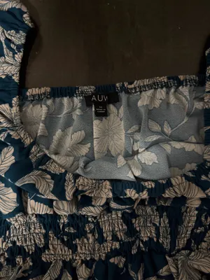 AUW Floral Navy Top with Lace Trim on Mid-Sleeves thumbnail 3